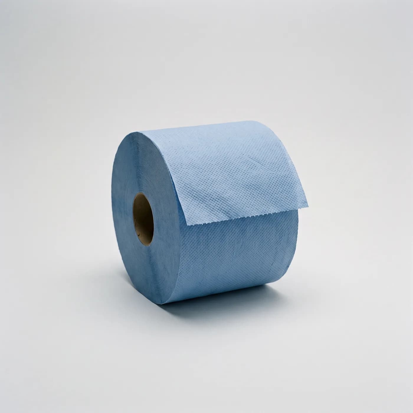 Centrefeed paper wipers